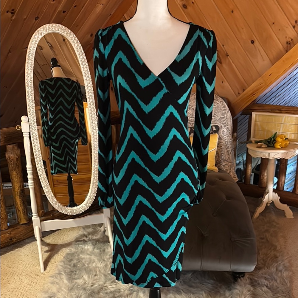 INC International Concepts Sheath Dress V-Neck Long Sleeve